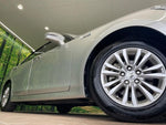 CROWN sedan hybrid