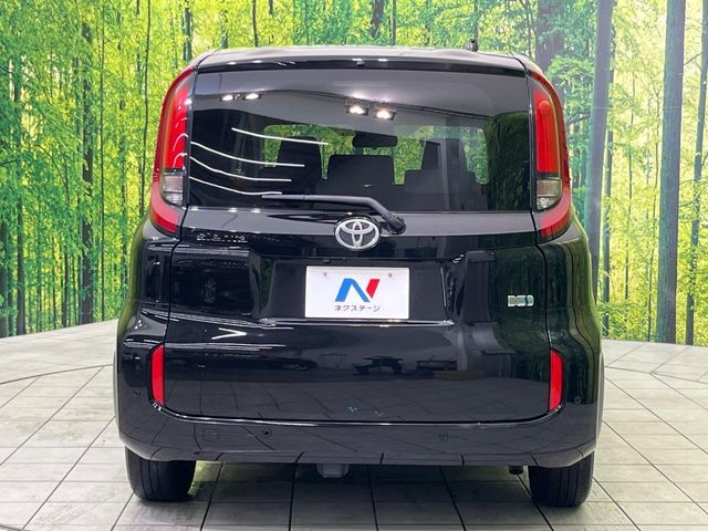 SIENTA HYBRID