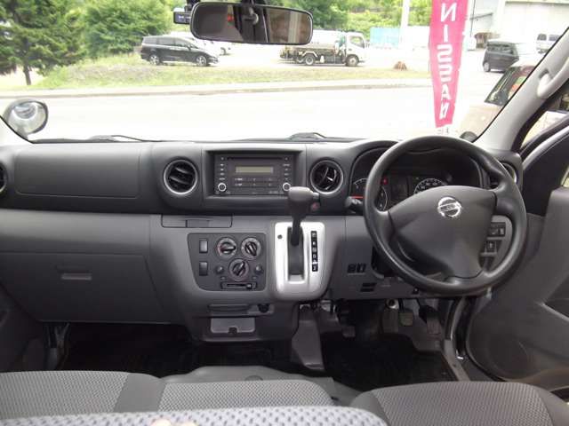 NV350 CARAVAN 4WD