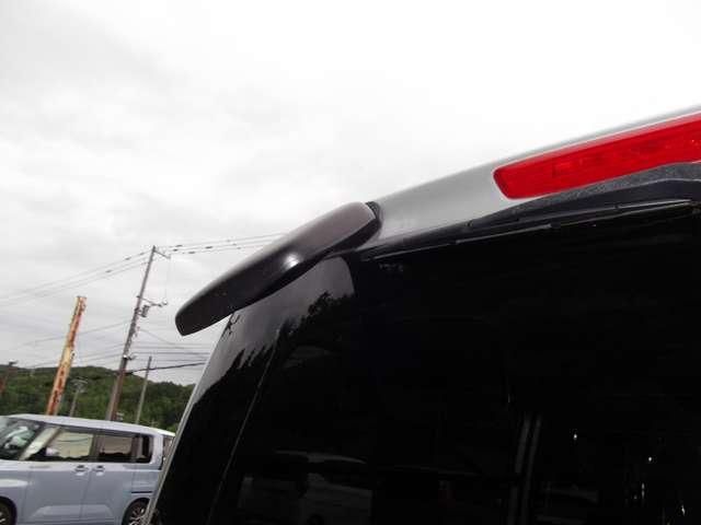 NV350 CARAVAN 4WD
