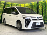 VOXY HYBRID