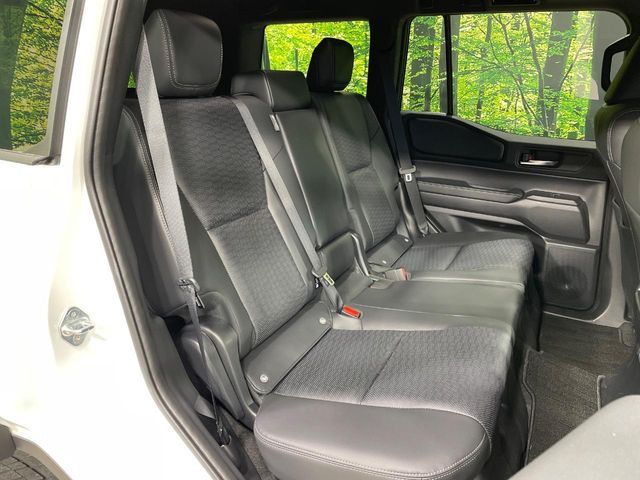LANDCRUISER 250