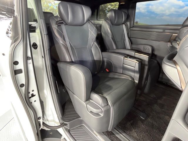 VELLFIRE  HYBRID