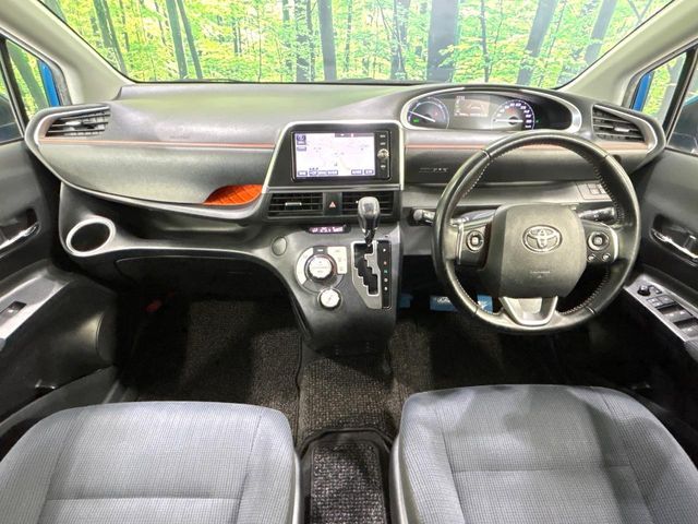SIENTA HYBRID