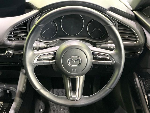 MAZDA3 FASTBACK