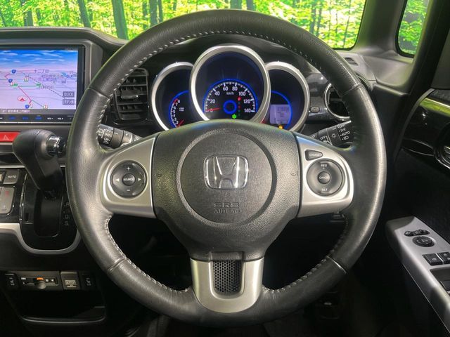 N BOX CUSTOM 4WD