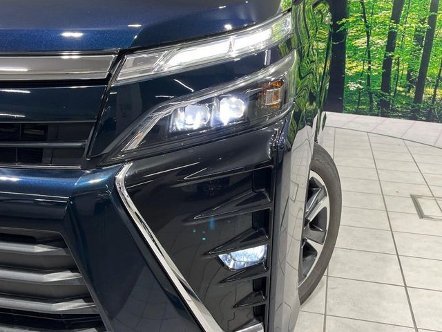VOXY 4WD