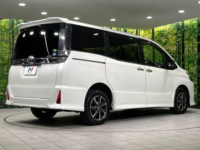 VOXY 4WD