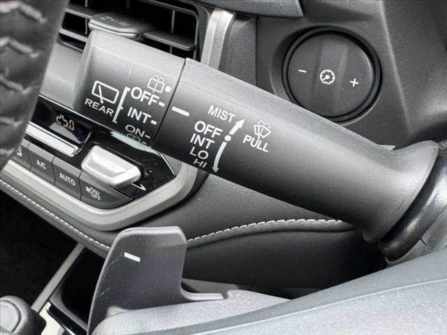 WR-V