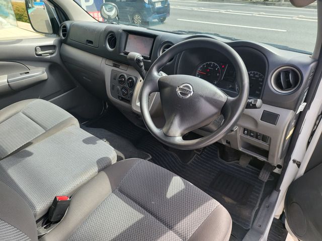 NV350 CARAVAN 1.2t