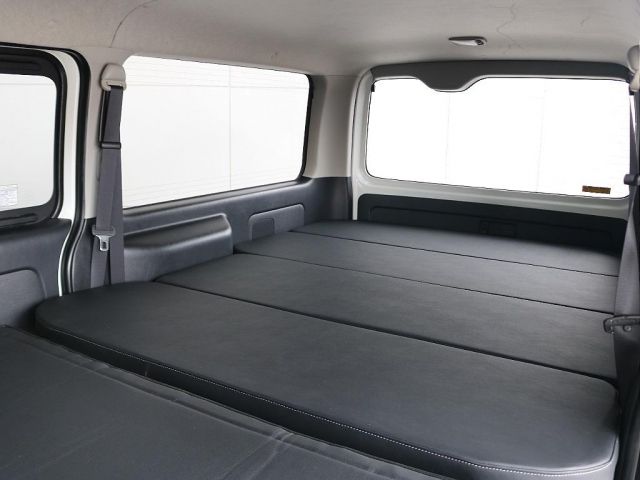 HIACE van 2WD