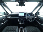 VOXY HYBRID 4WD