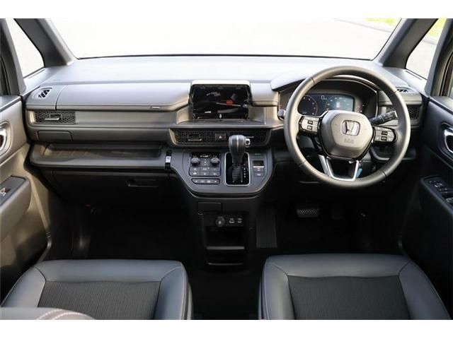 STEPWAGON SPADA 4WD
