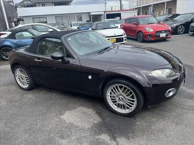 ROADSTER