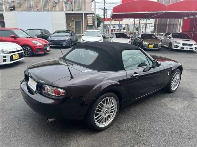 ROADSTER