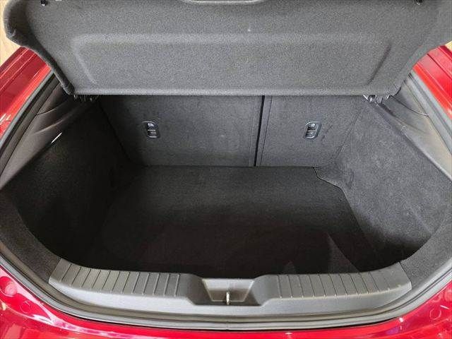 MAZDA3 FASTBACK
