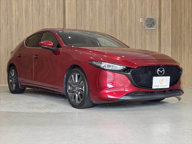 MAZDA3 FASTBACK