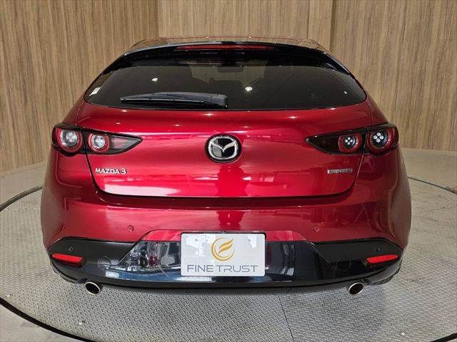 MAZDA3 FASTBACK