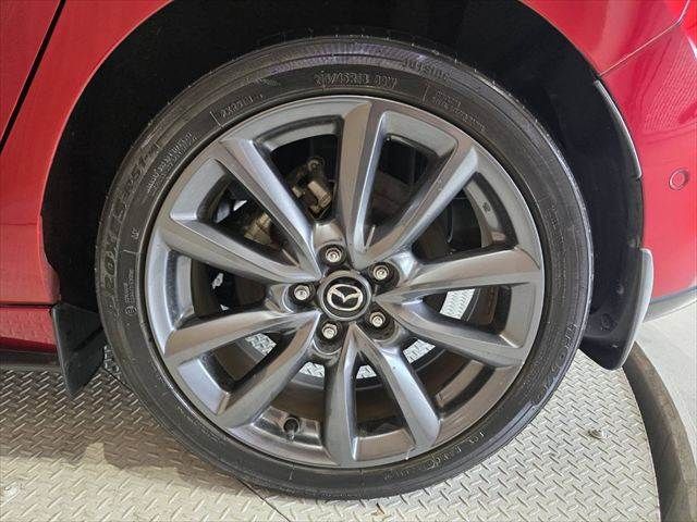 MAZDA3 FASTBACK