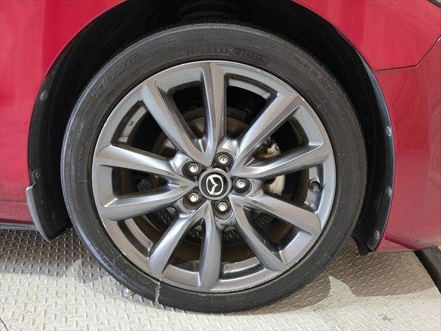 MAZDA3 FASTBACK