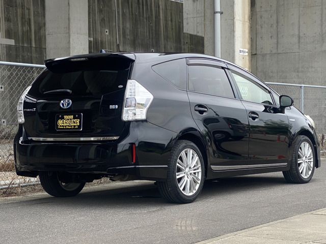 PRIUS Alpha