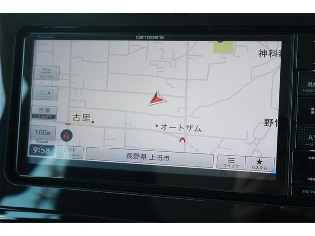 PRIUS 4WD