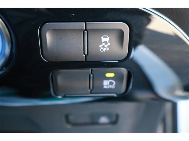 PRIUS 4WD