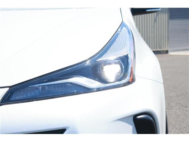 PRIUS 4WD