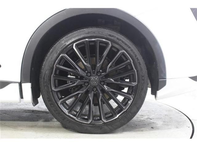 CROWN CROSSOVER
