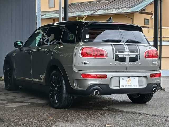 ＭＩＮＩ　ＣＬＵＢＭＡＮ