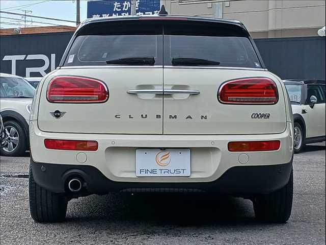 MINI COOPER CLUBMAN
