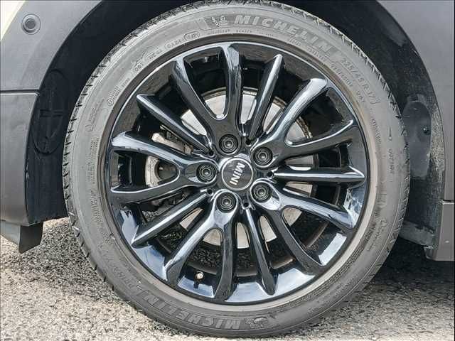 MINI COOPER CLUBMAN