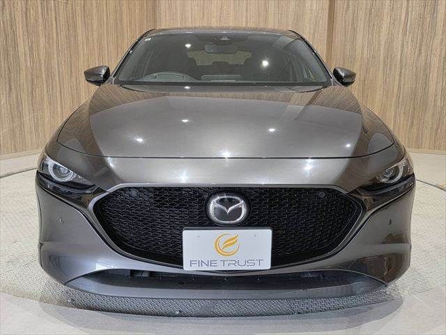 MAZDA3 FASTBACK
