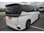 VOXY HYBRID