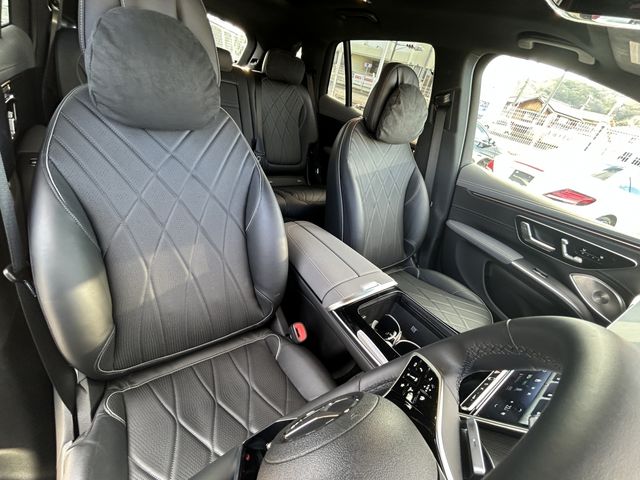MERCEDES-BENZ EQS SUV