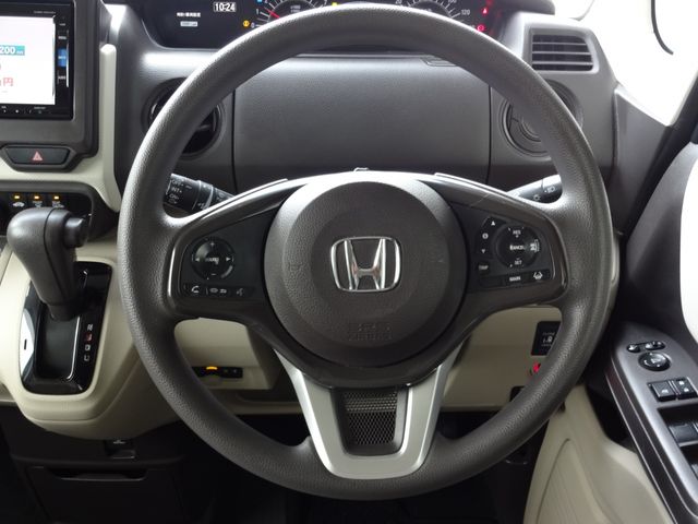 N BOX 4WD