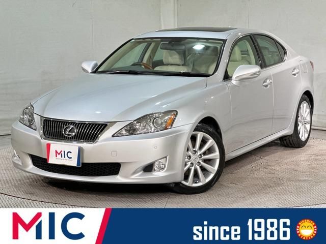 LEXUS IS250