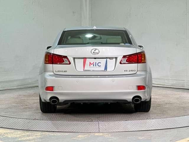 LEXUS IS250