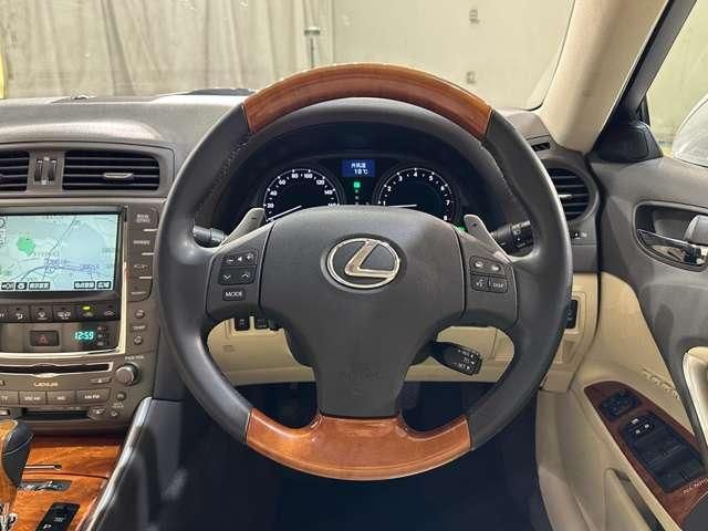 LEXUS IS250