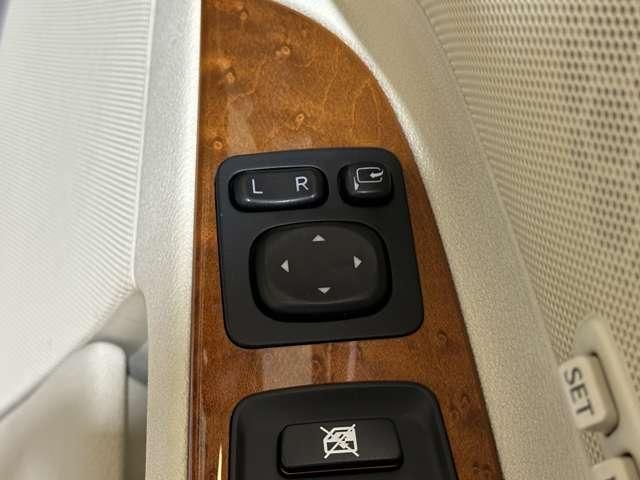LEXUS IS250