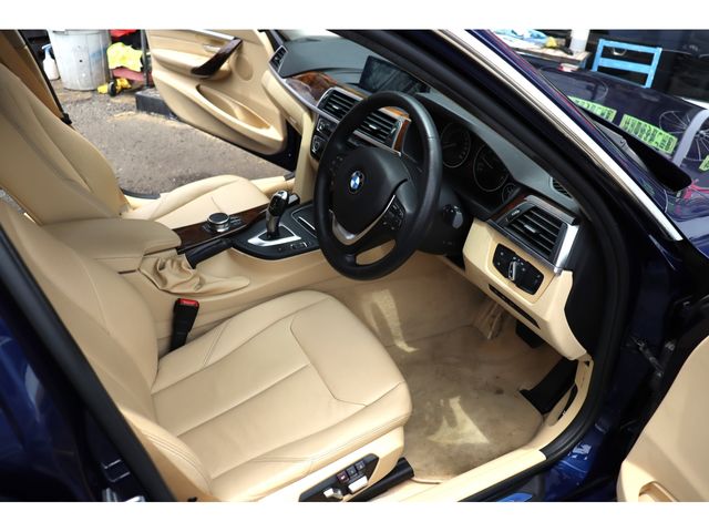BMW 3series sedan