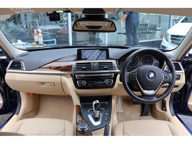 BMW 3series sedan