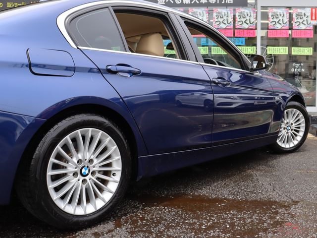 BMW 3series sedan
