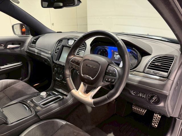 CHRYSLER 300