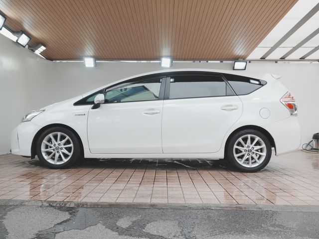 PRIUS Alpha