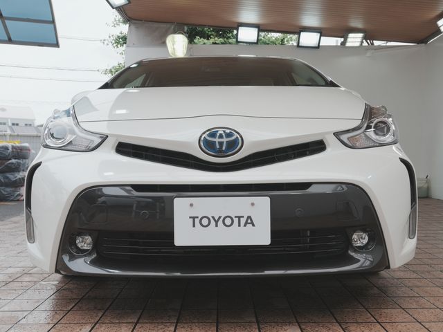 PRIUS Alpha