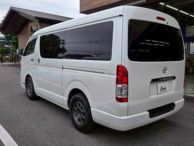 HIACE van 2WD