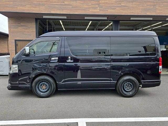 HIACE van 2WD
