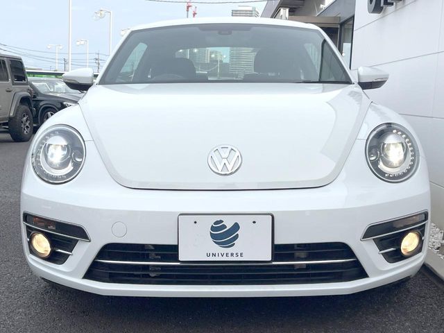 VOLKSWAGEN The BEETLE