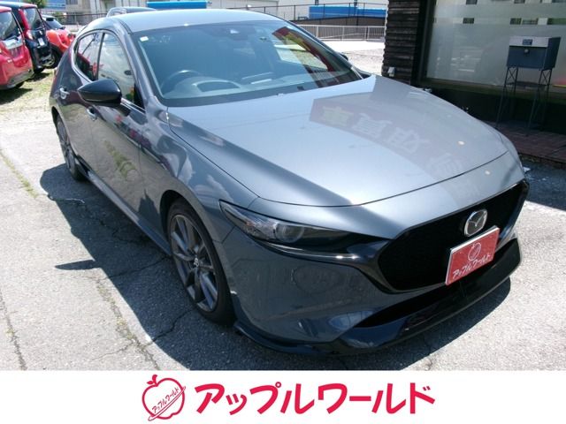 MAZDA3 FASTBACK